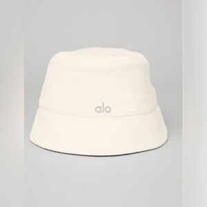 Alo Beachside Terry Cloth Bucket Hat